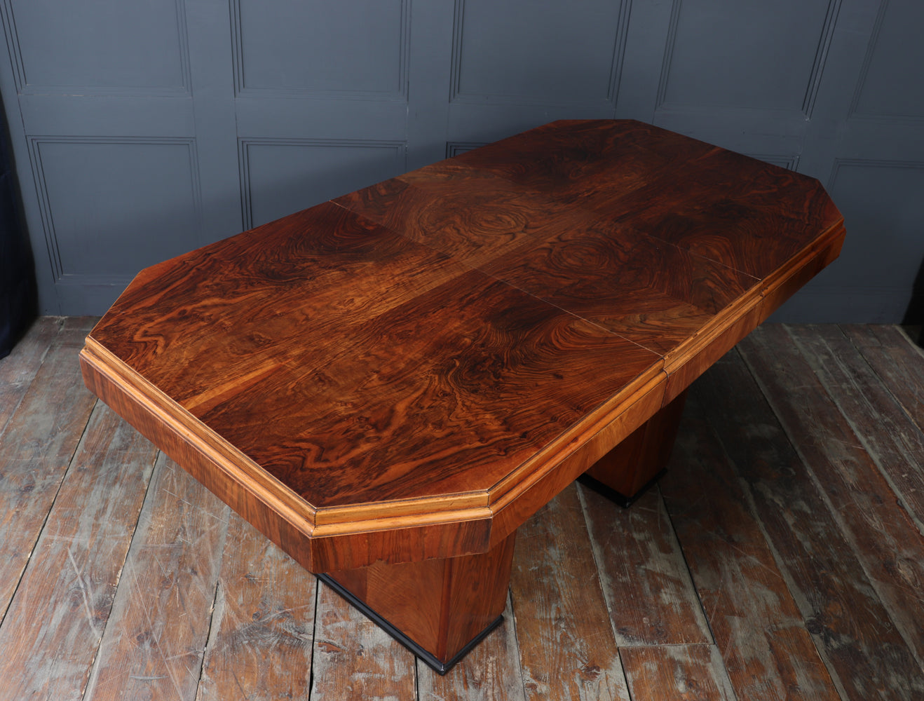 English Art Deco Walnut Extending Dining Table