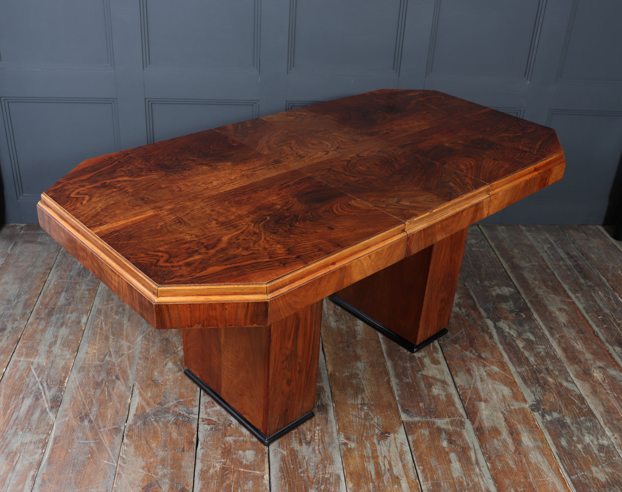 English Art Deco Walnut Extending Dining Table