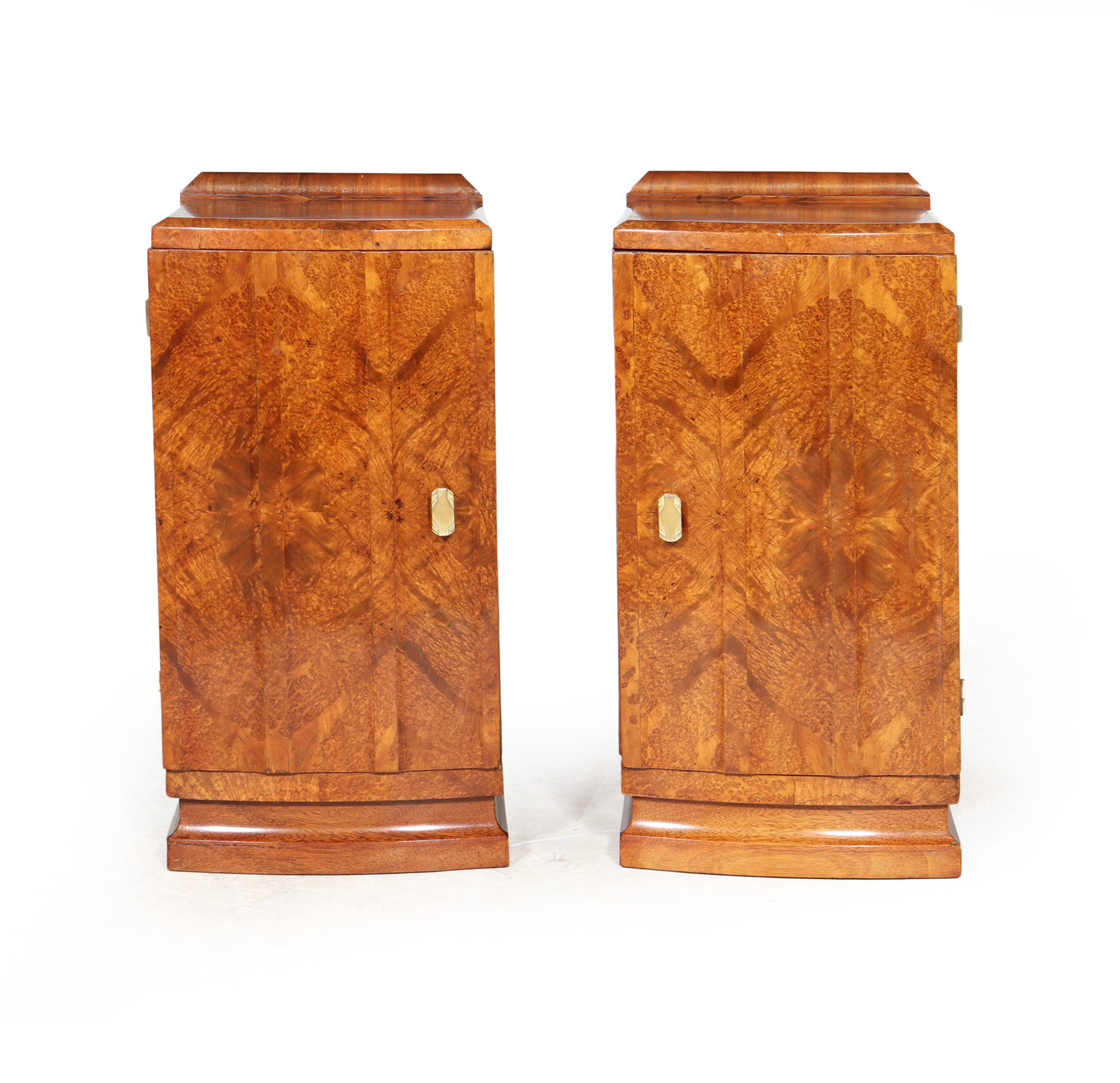 Pair of French Art Deco Bedside Cabinets in Amboyna