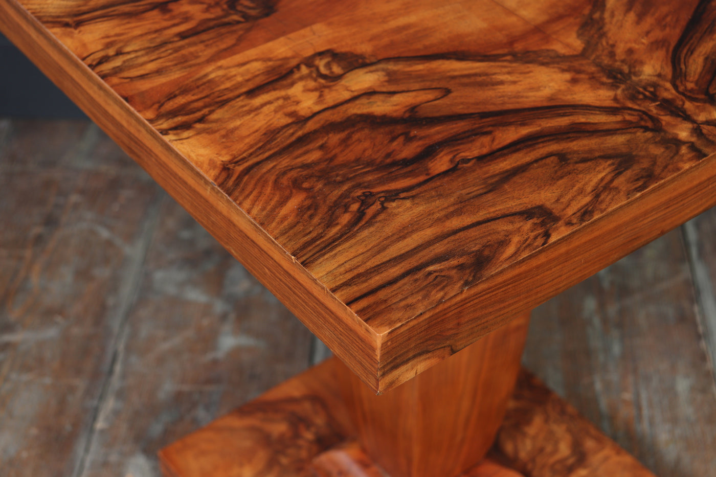 French Art Deco Figured Walnut Cocktail Table, c.1925