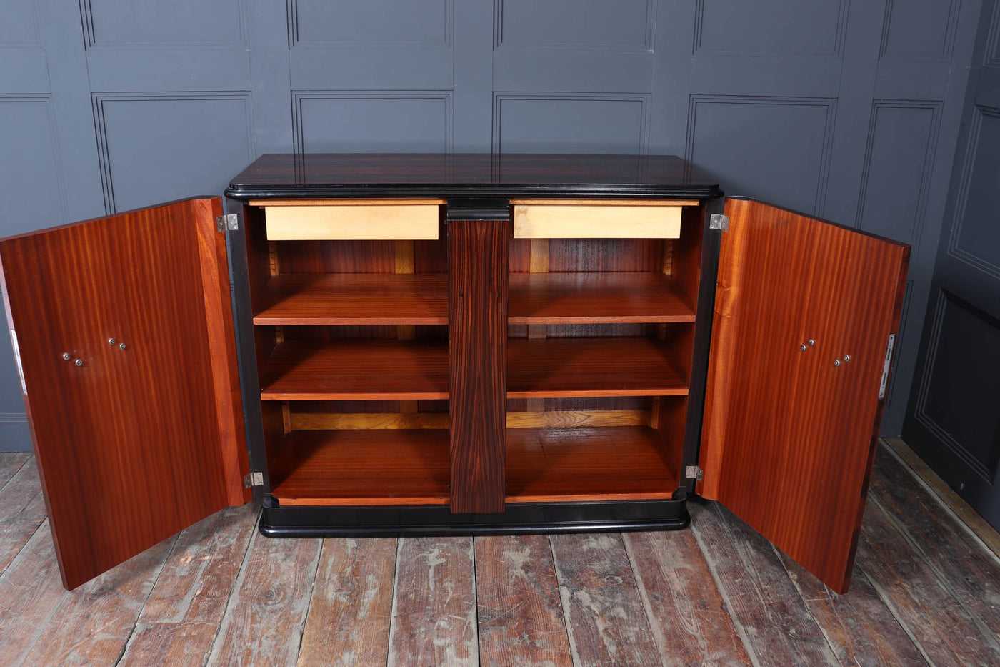 French Art Deco Sideboard in Macassar Ebony