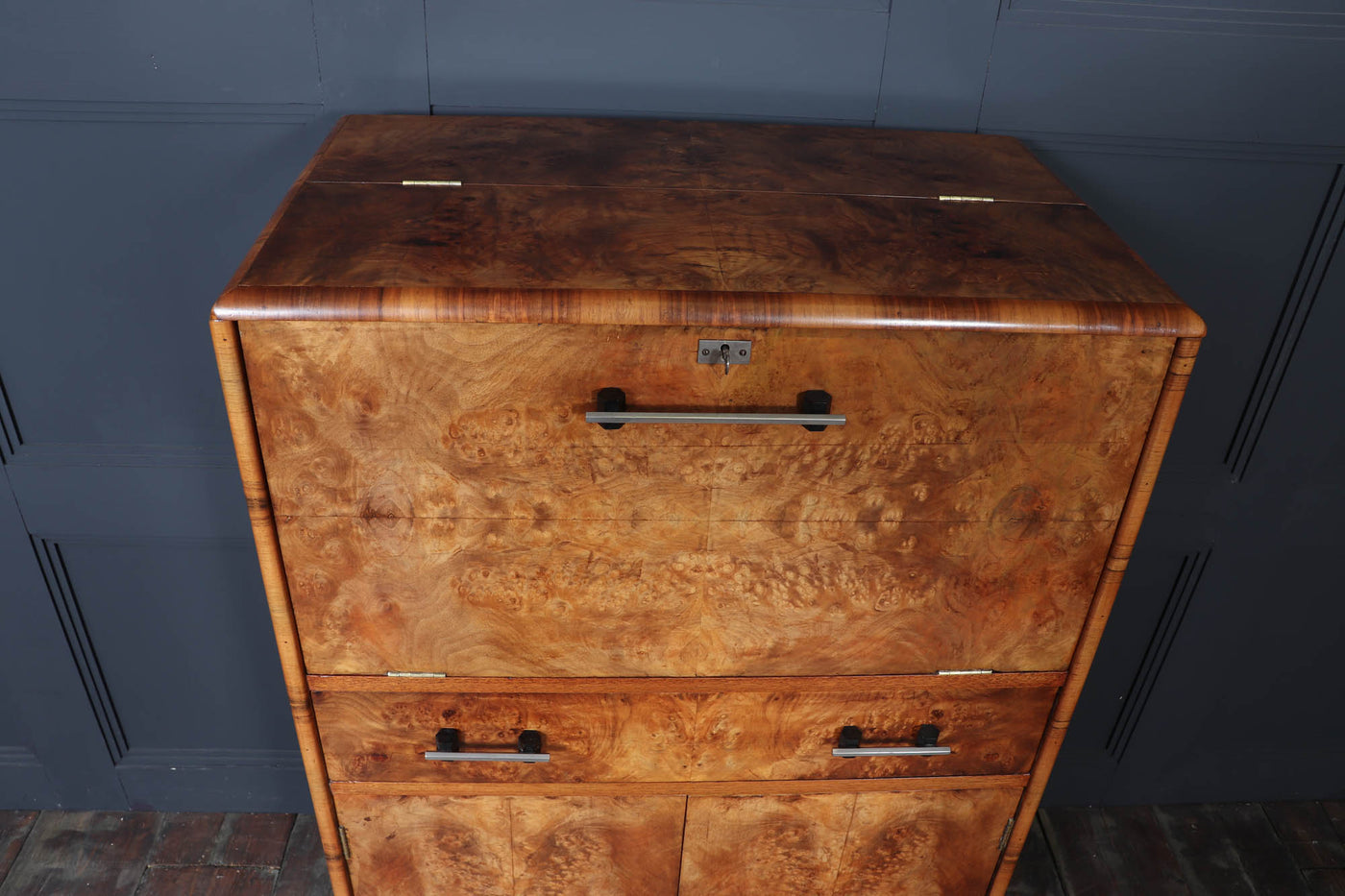 English Art Deco Cocktail Cabinet in Burr Walnut