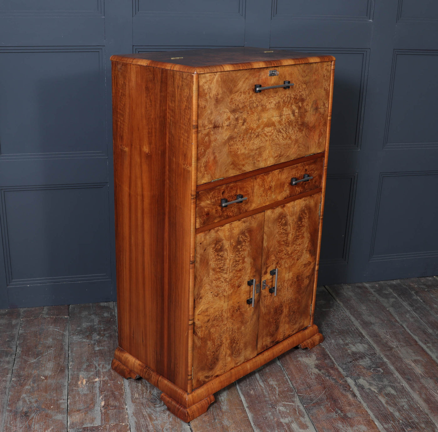 English Art Deco Cocktail Cabinet in Burr Walnut