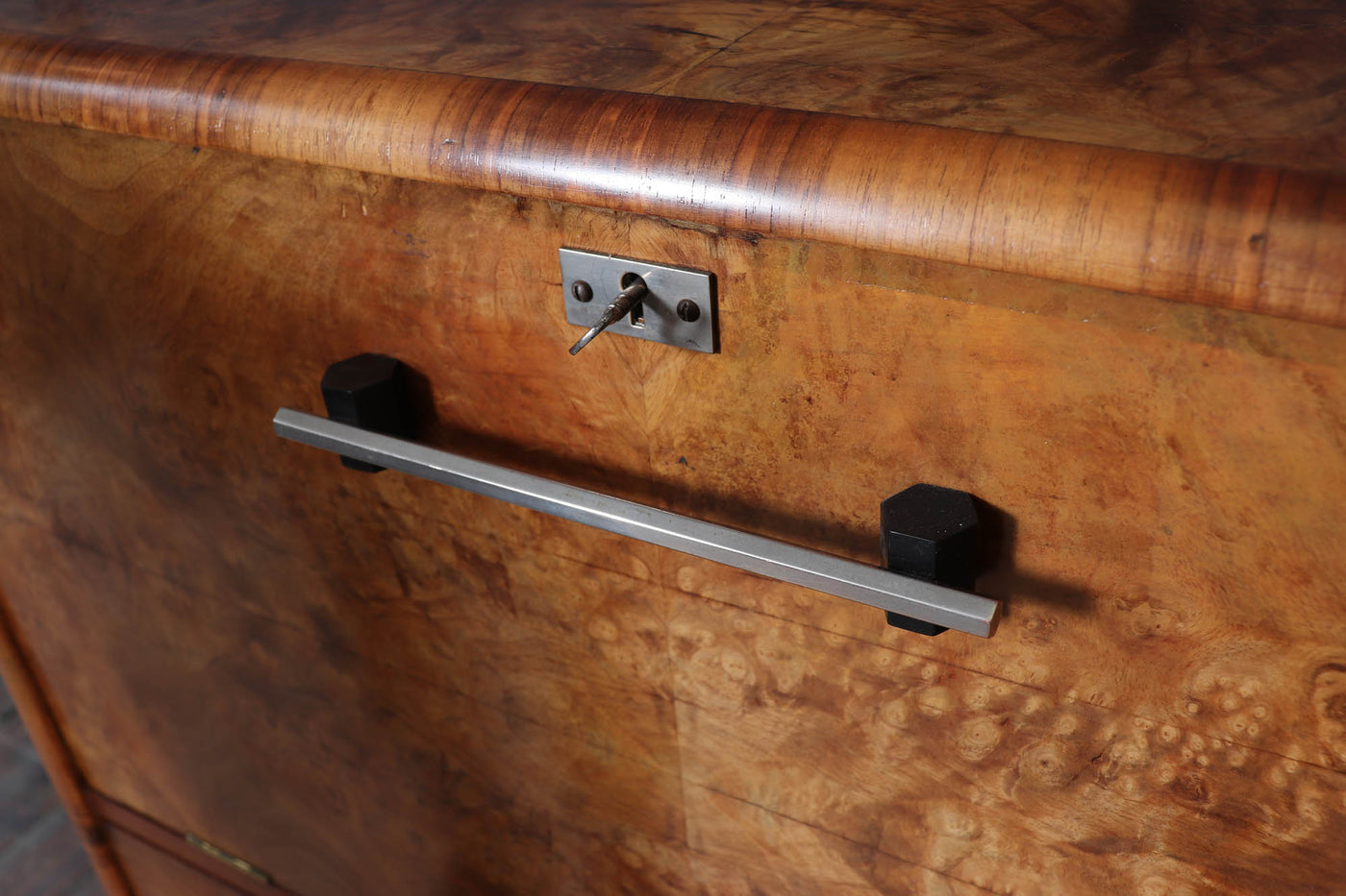 English Art Deco Cocktail Cabinet in Burr Walnut