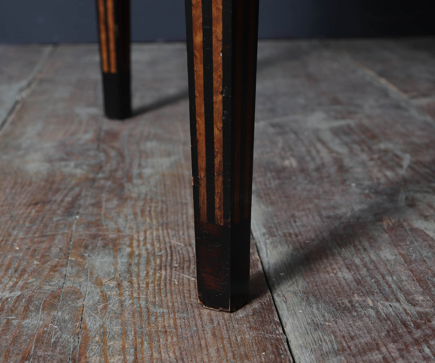 French Art Deco Table in Birdseye Maple and Ebony