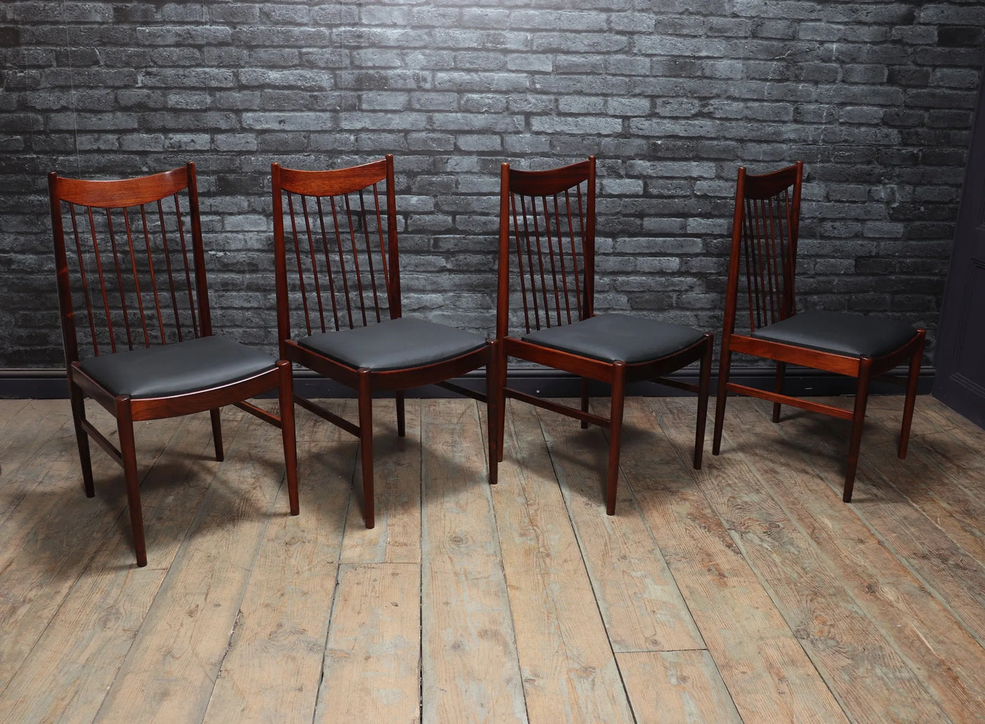 Mid Century Danish Dining Chairs model 422 by Arne Vodder side