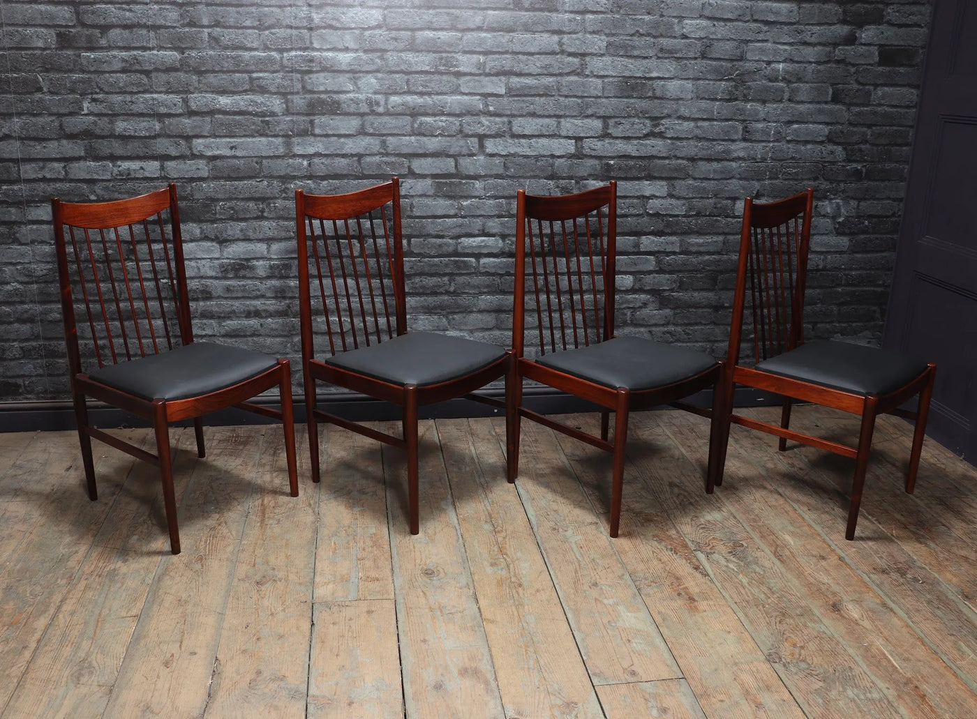 Mid Century Danish Dining Chairs model 422 by Arne Vodder