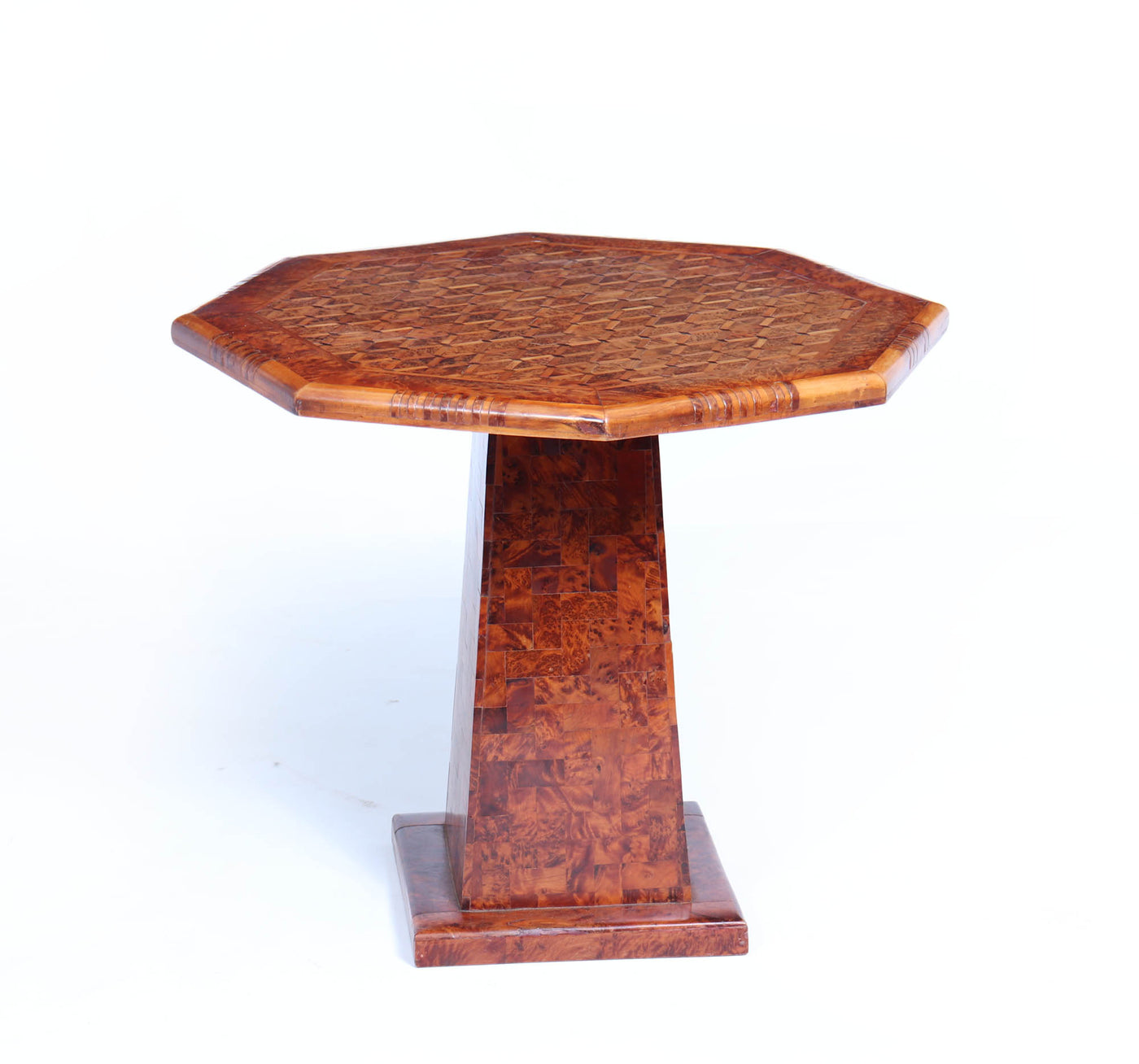 French Occasional pedestal table in burr elm