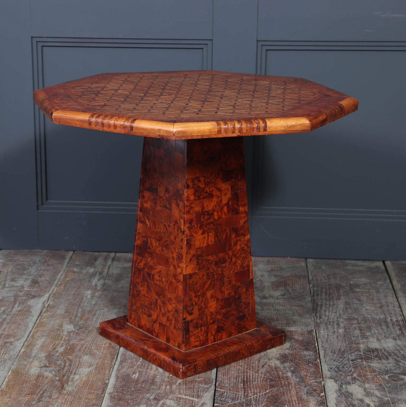 French Occasional pedestal table in burr elm