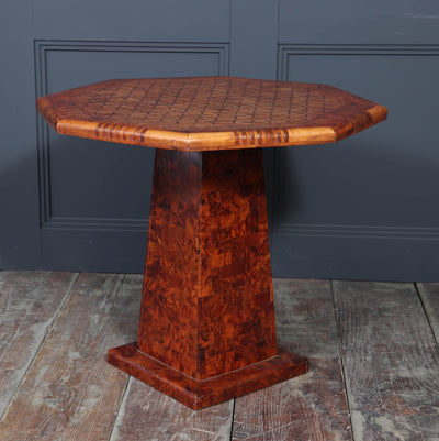 French Occasional pedestal table in burr elm