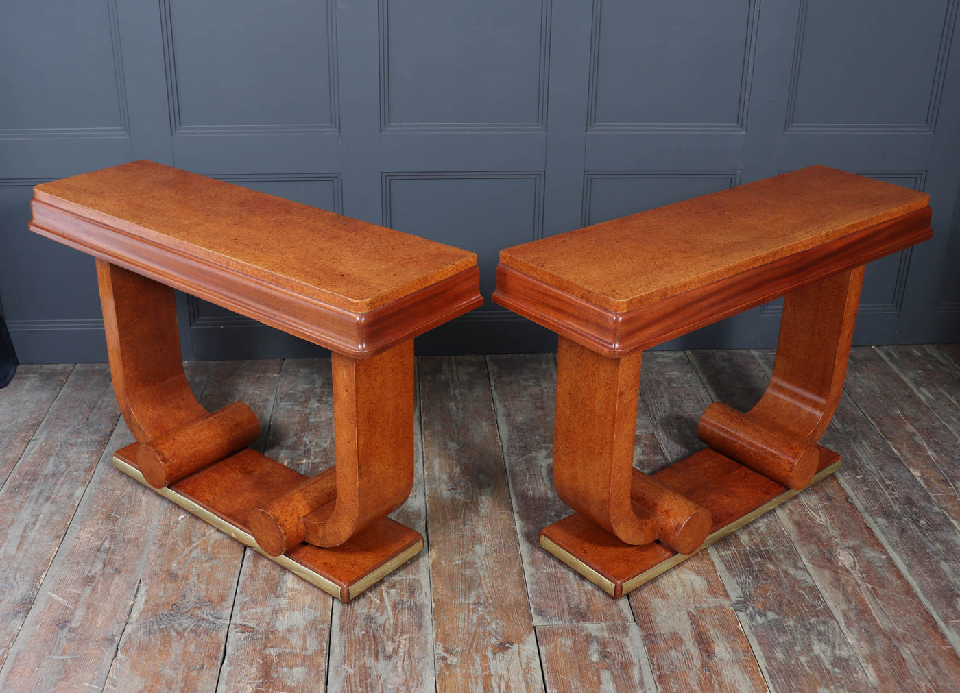 Pair of French Art Deco Console Tables in Amboyna c1925