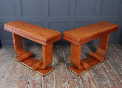 Pair of French Art Deco Console Tables in Amboyna c1925