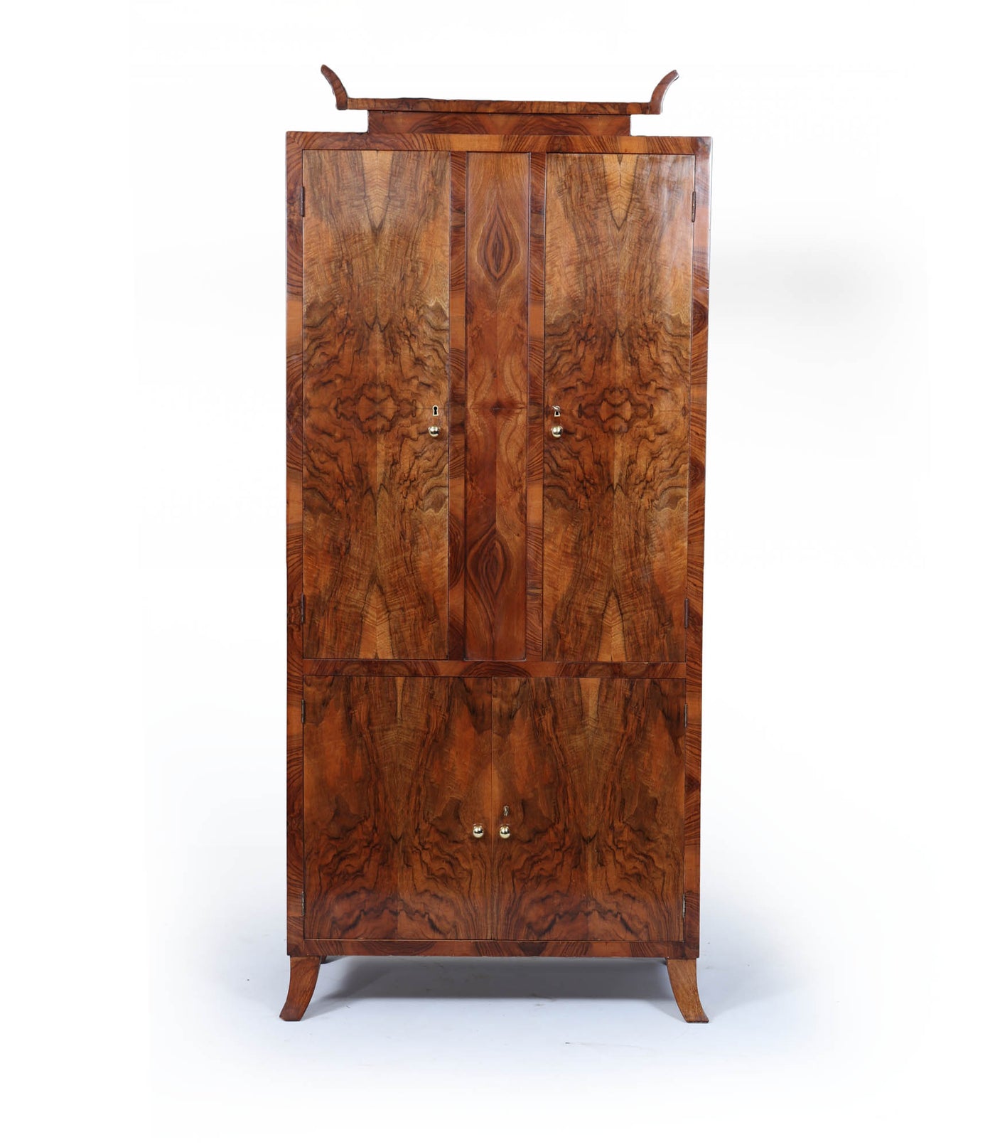 Italian Art Deco Cabinet in Walnut