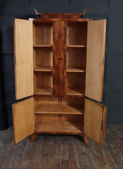 Italian Art Deco Cabinet in Walnut