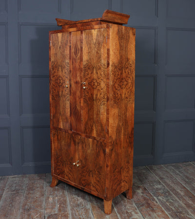 Italian Art Deco Cabinet in Walnut