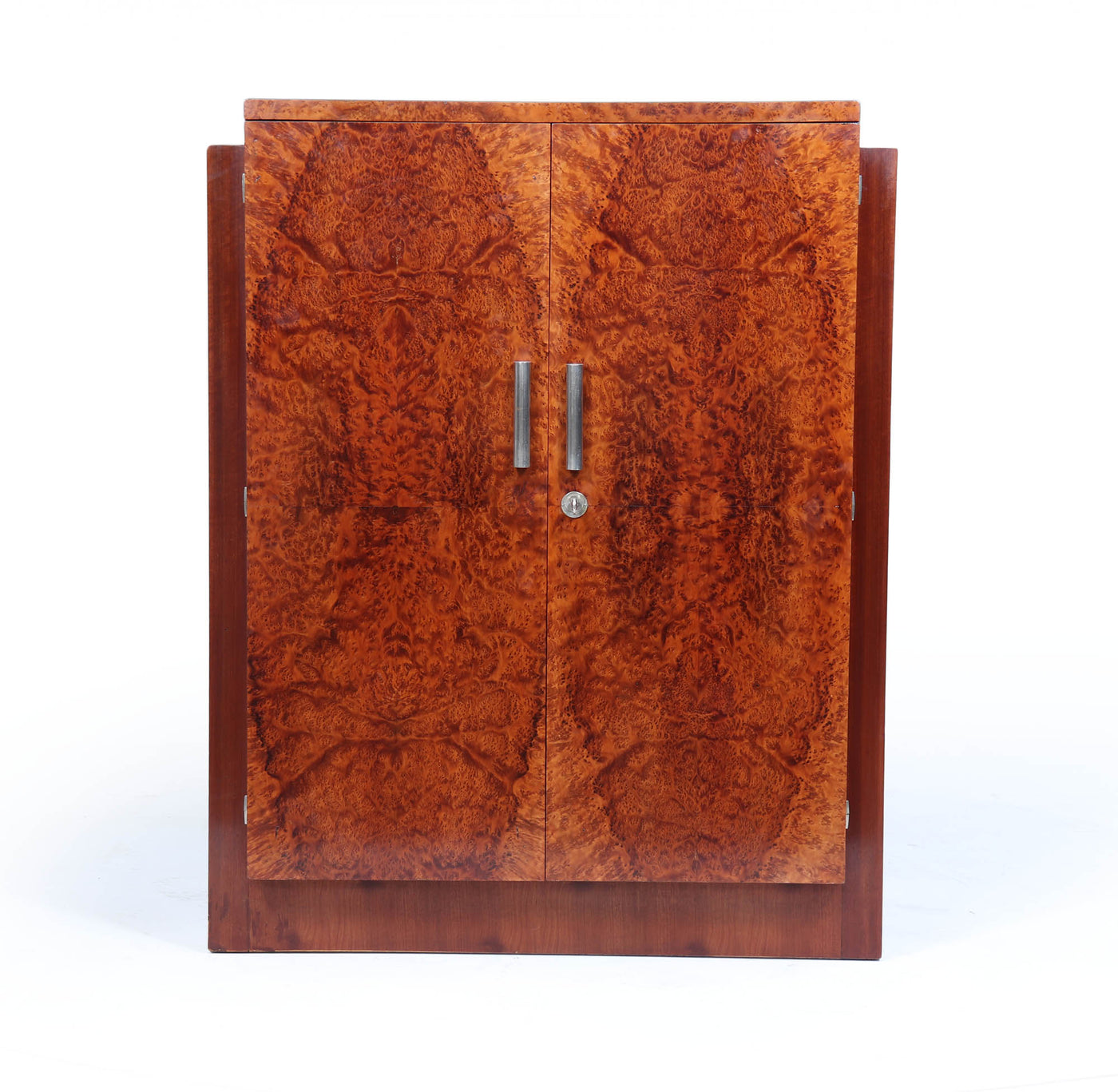 French Art Deco cabinet in Thuya