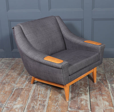 Mid-Century Modern Danish Armchair with oak Arm Rests, c. 1960s