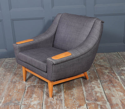 Mid-Century Modern Danish Armchair with oak Arm Rests, c. 1960s