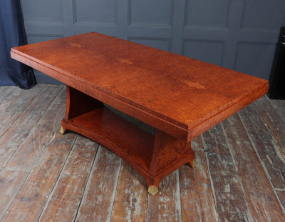 French Art Deco Dining Table in Amboyna, Circa 1925