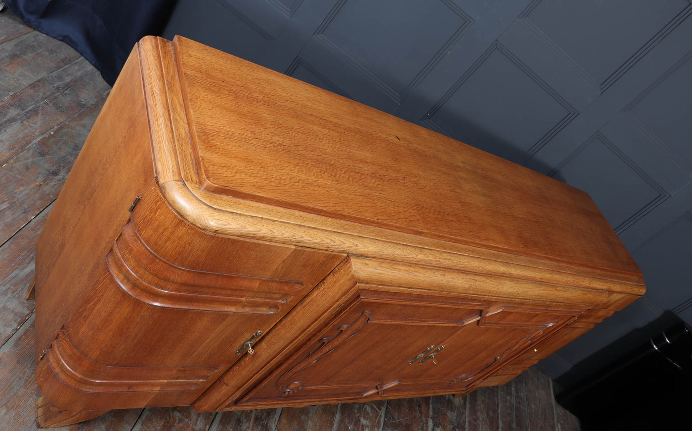 French Art Deco Oak Sideboard circa 1930s