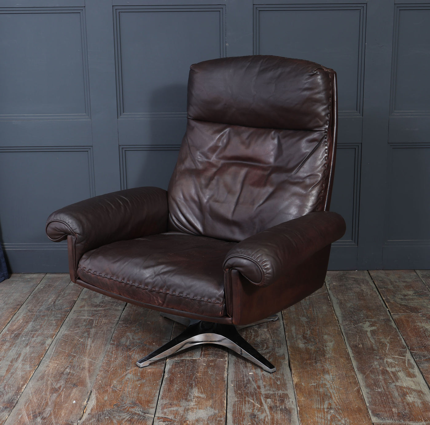 De Sede DS-31 Armchair and Footstool in Leather, Switzerland, c.1970s