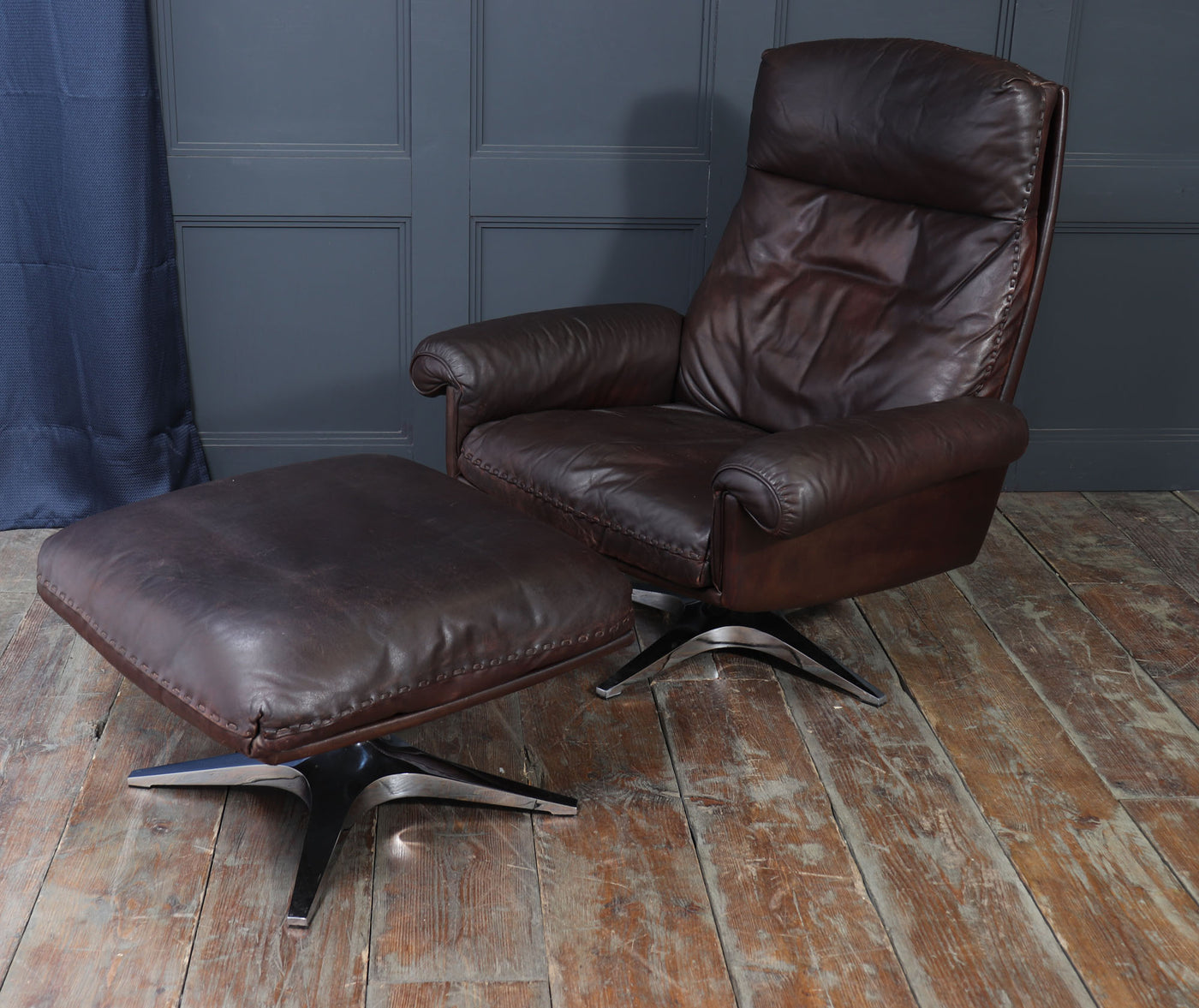 De Sede DS-31 Armchair and Footstool in Leather, Switzerland, c.1970s