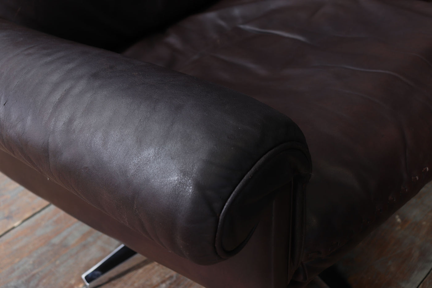 Pair of De Sede DS-31 Swivel Armchairs in Leather, Switzerland, c.1970s