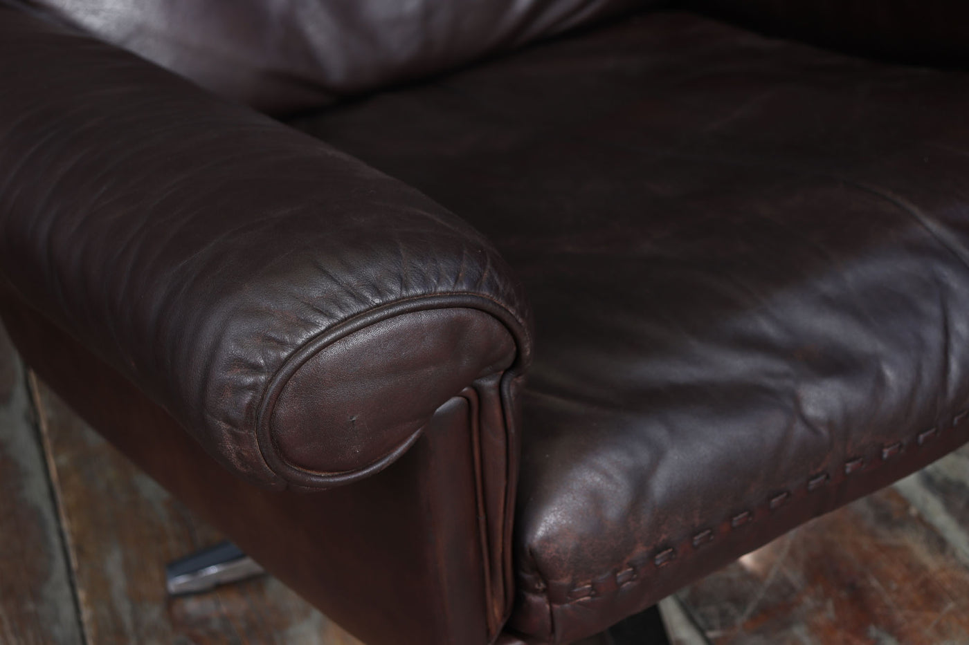 Pair of De Sede DS-31 Swivel Armchairs in Leather, Switzerland, c.1970s