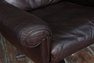 Pair of De Sede DS-31 Swivel Armchairs in Leather, Switzerland, c.1970s