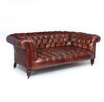 Antique Deep Buttoned Chesterfield Sofa in Hand-Dyed Chestnut brown Leather, c.1900
