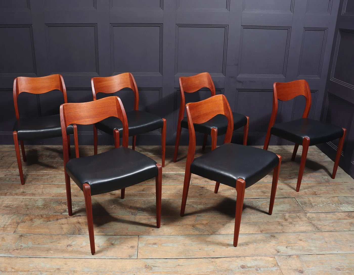 Set of Six Mid century Model 71 Dining Chairs by Neils Moller