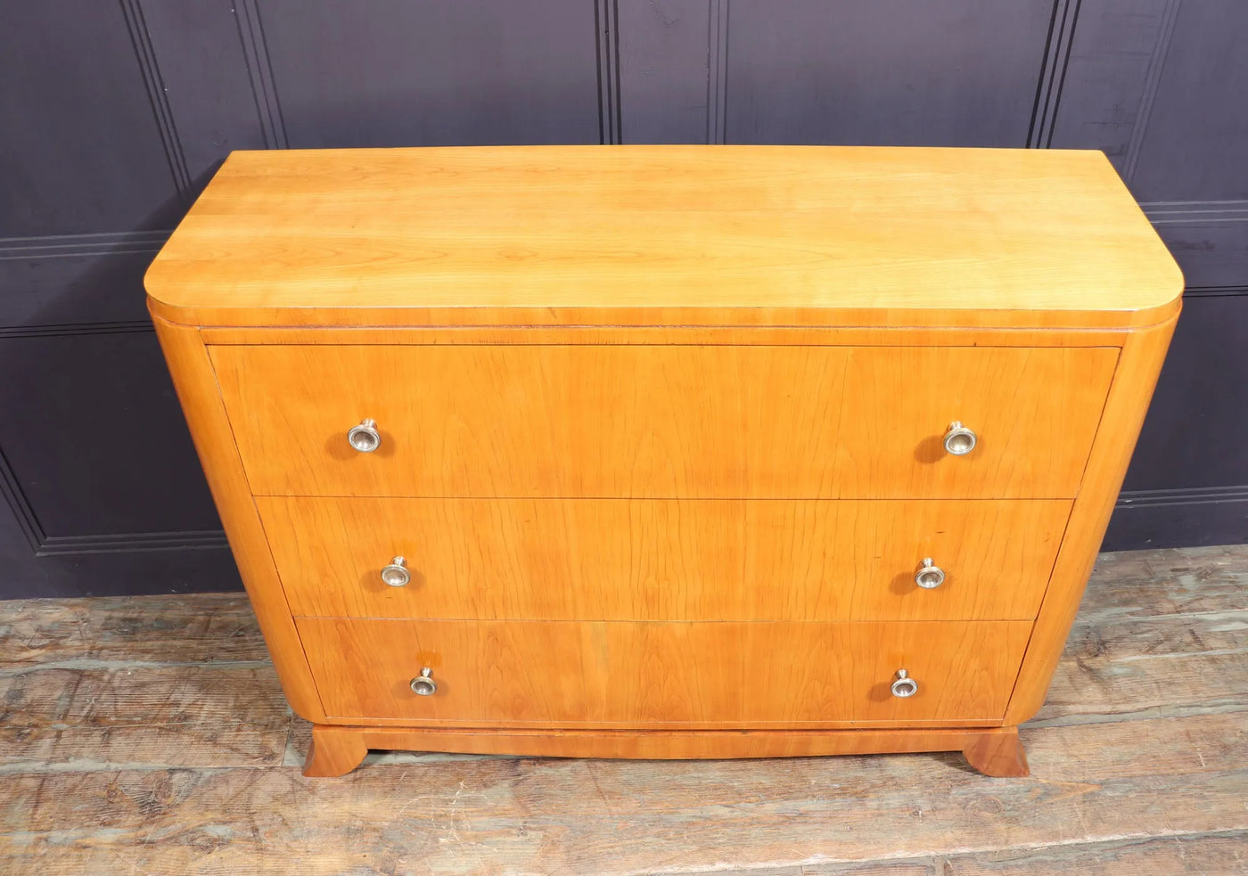 Art Deco chest of Drawers in Cherry