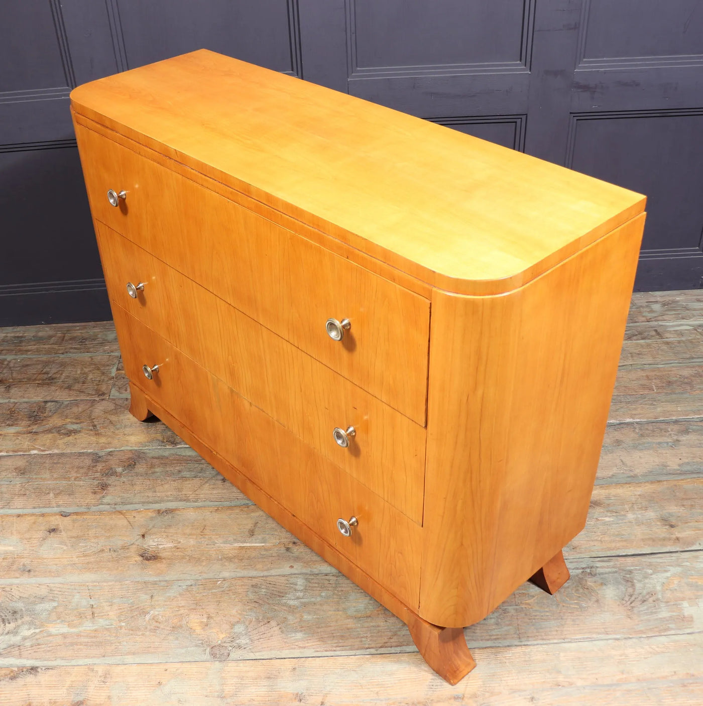 Art Deco chest of Drawers in Cherry