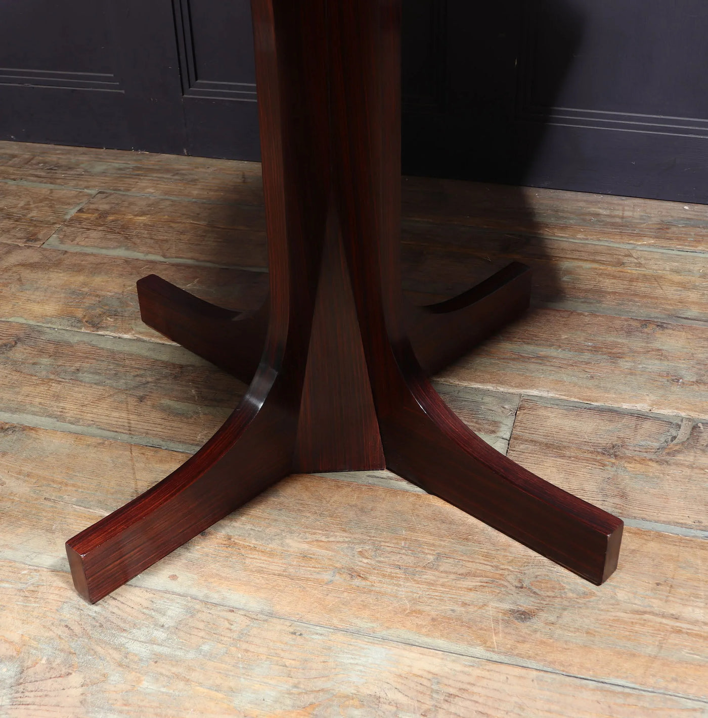 Italian Mid Century Dining Table in Rosewood