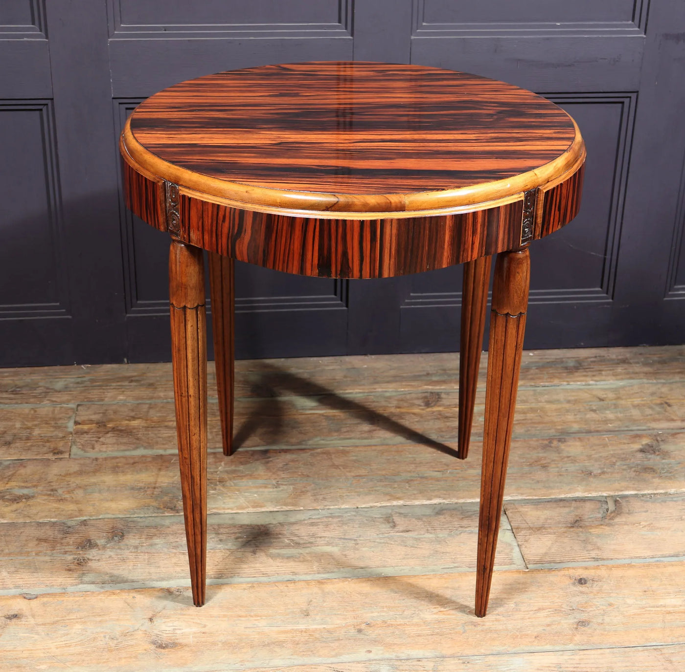 French Art Deco Table in Macassar ebony and Walnut