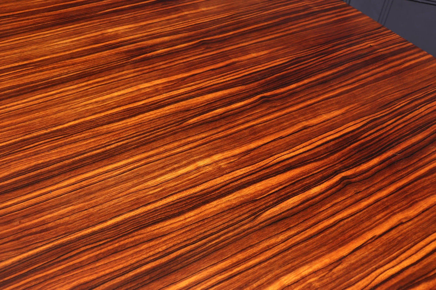 Italian Art Deco Desk in Macassar Ebony