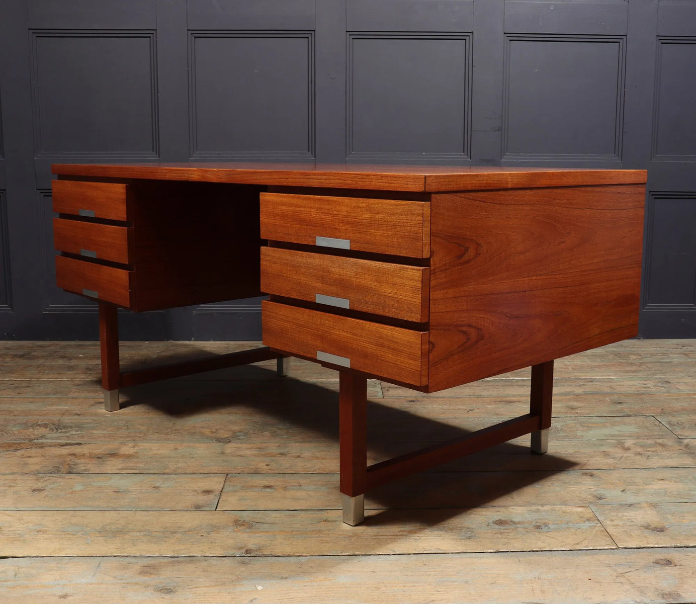 Mid Century Danish Desk EP401 in Teak