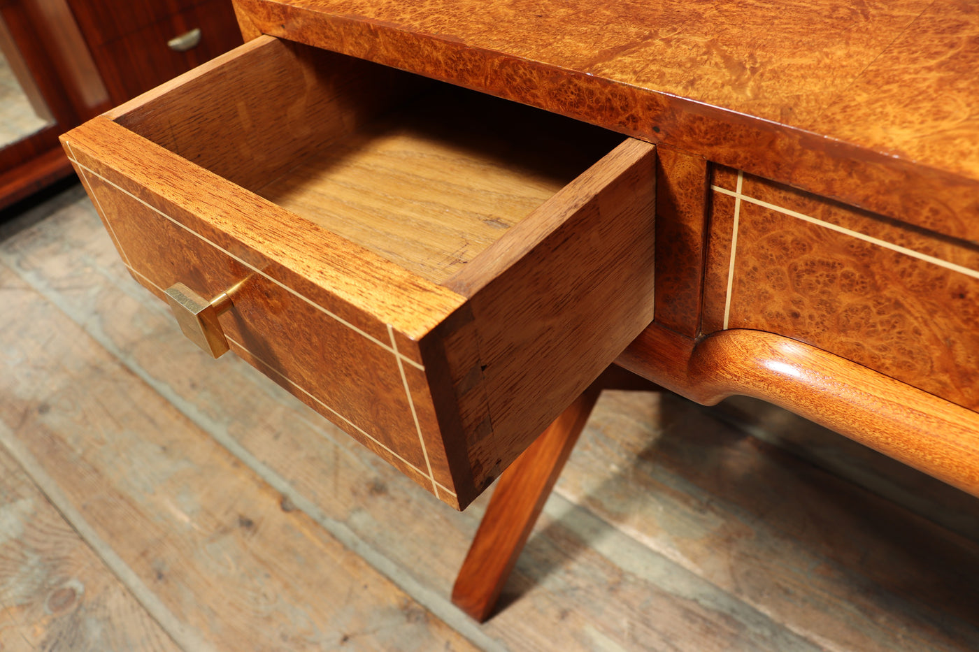 French Art Deco Writing Table in Amboyna