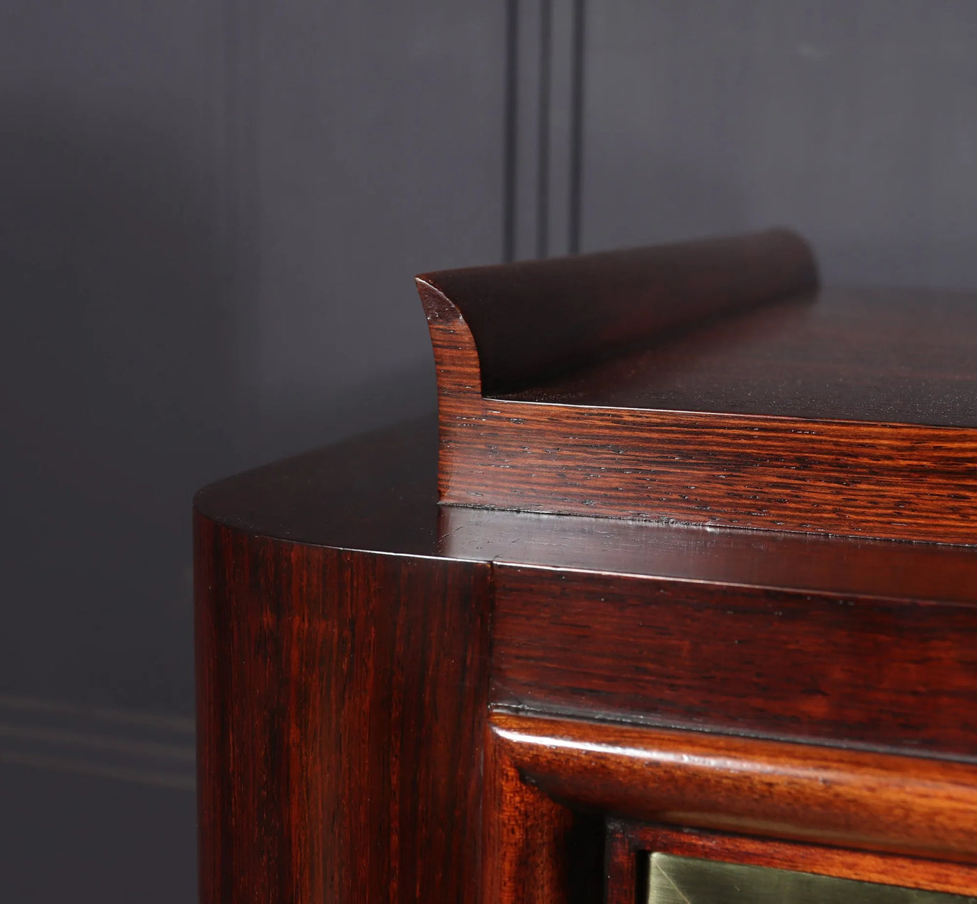 French Art Deco Display cabinet in Rosewood