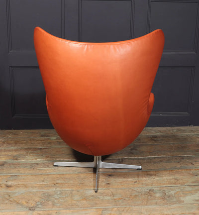 Leather Egg Chair By Fritz Hansen