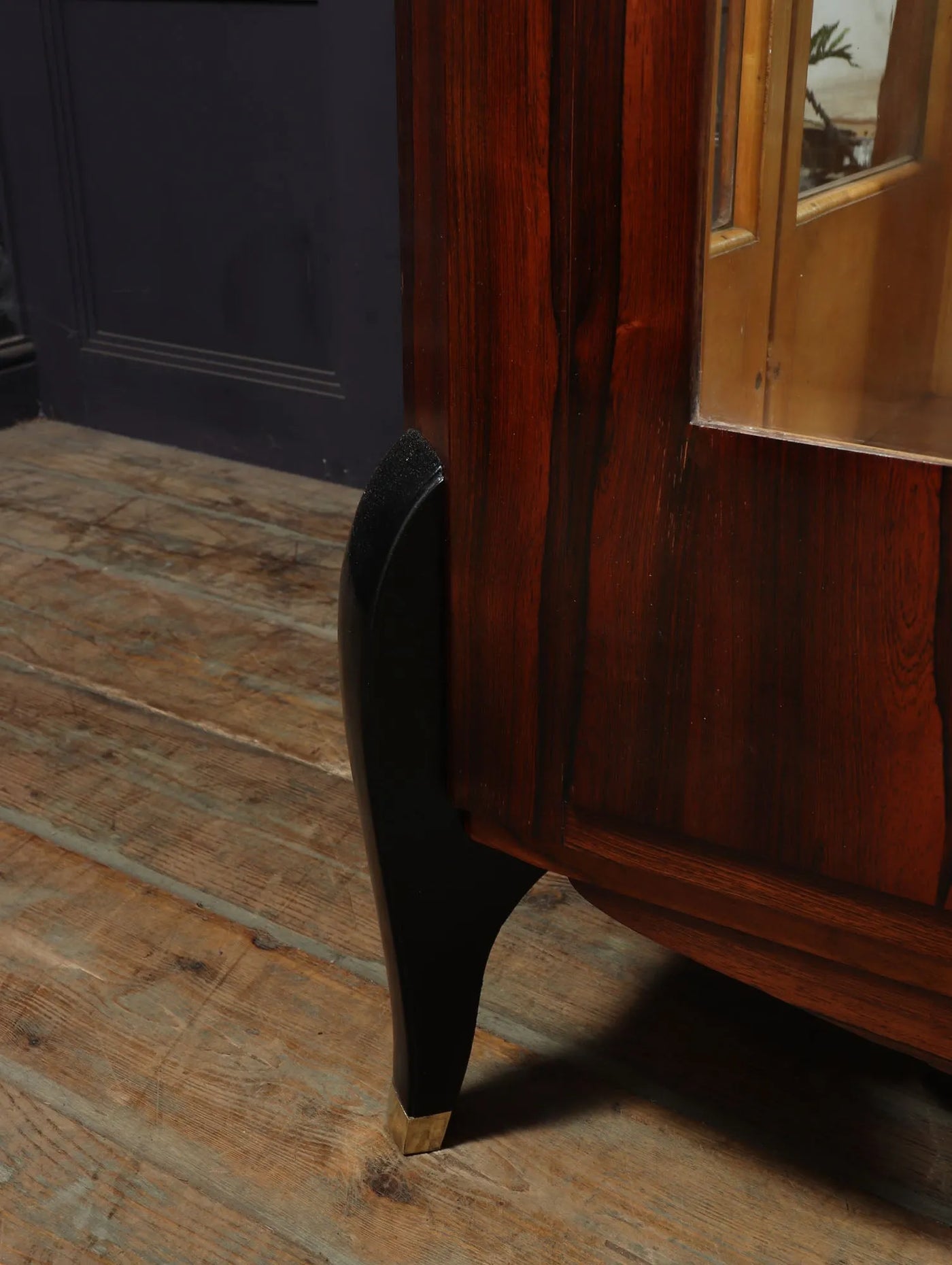 French Art Deco display Cabinet in Rosewood