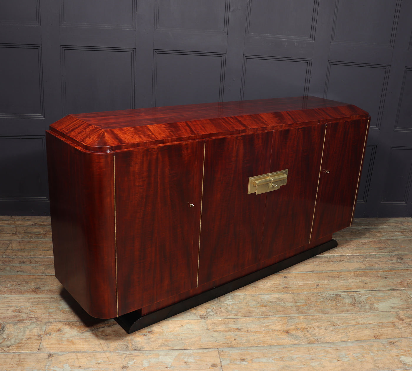 French Art Deco Sideboard in Red figured Sycamore