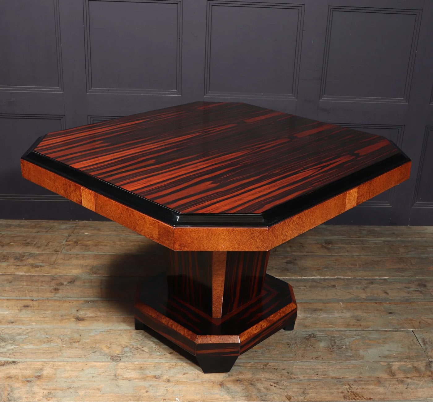 French Art Deco Dining Table in Macassar Ebony and Amboyna