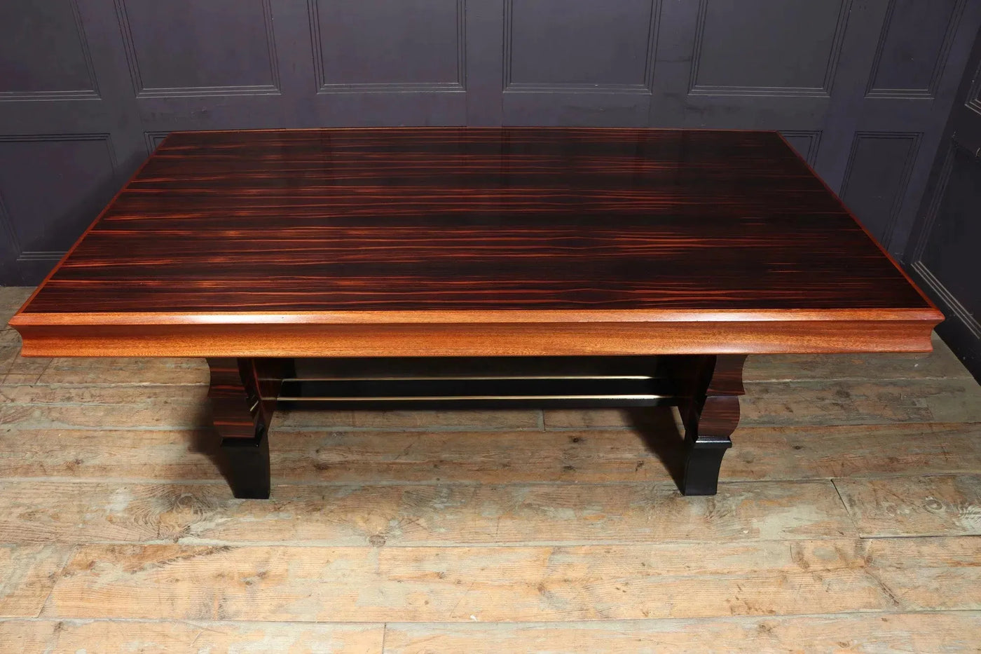 French Art Deco Dining Table in Macassar Ebony