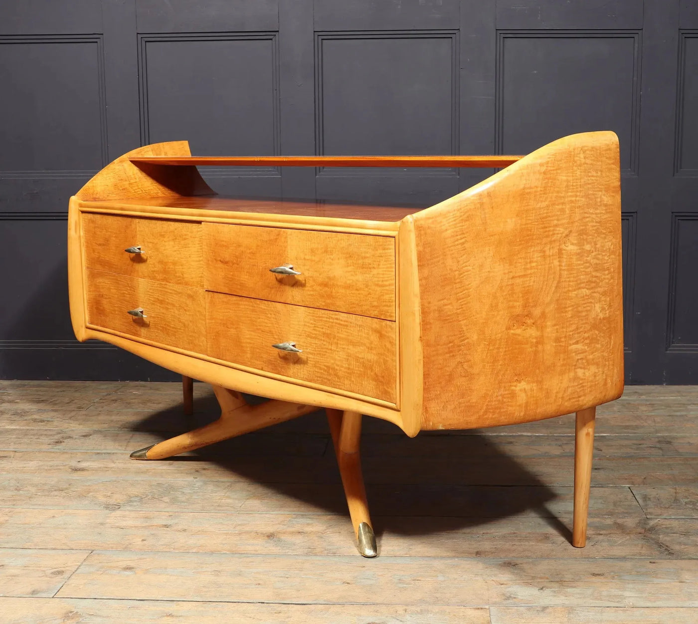 Mid Century Italian Chest of Drawers in Sycamore