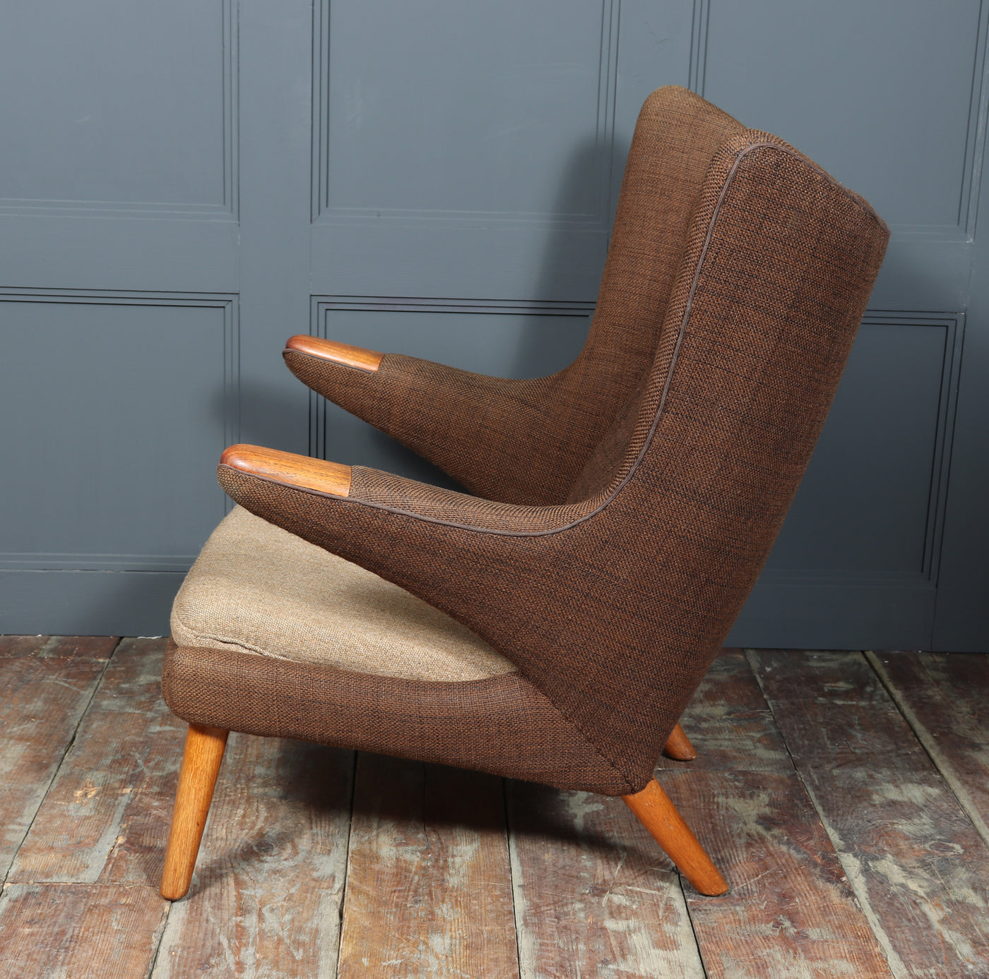 Papa Bear Chair AP-19 by H.P Stolen for Hans Wegner