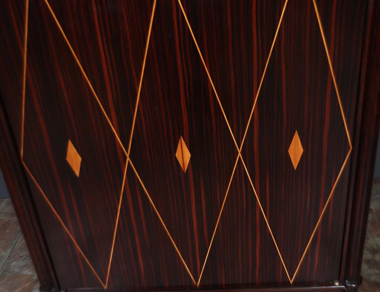 Macassar Ebony Art Deco Cabinet by Dominique, 1925