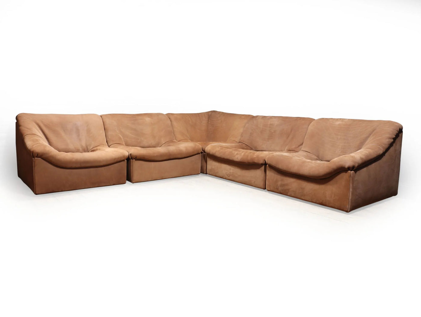 Mid Century DS46 Modular sofa in Bull Neck Nubuck by De Sede