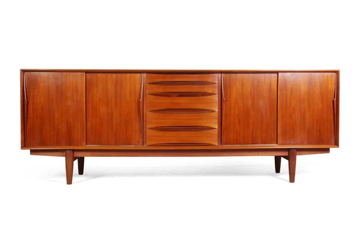 dyrlund sideboard 