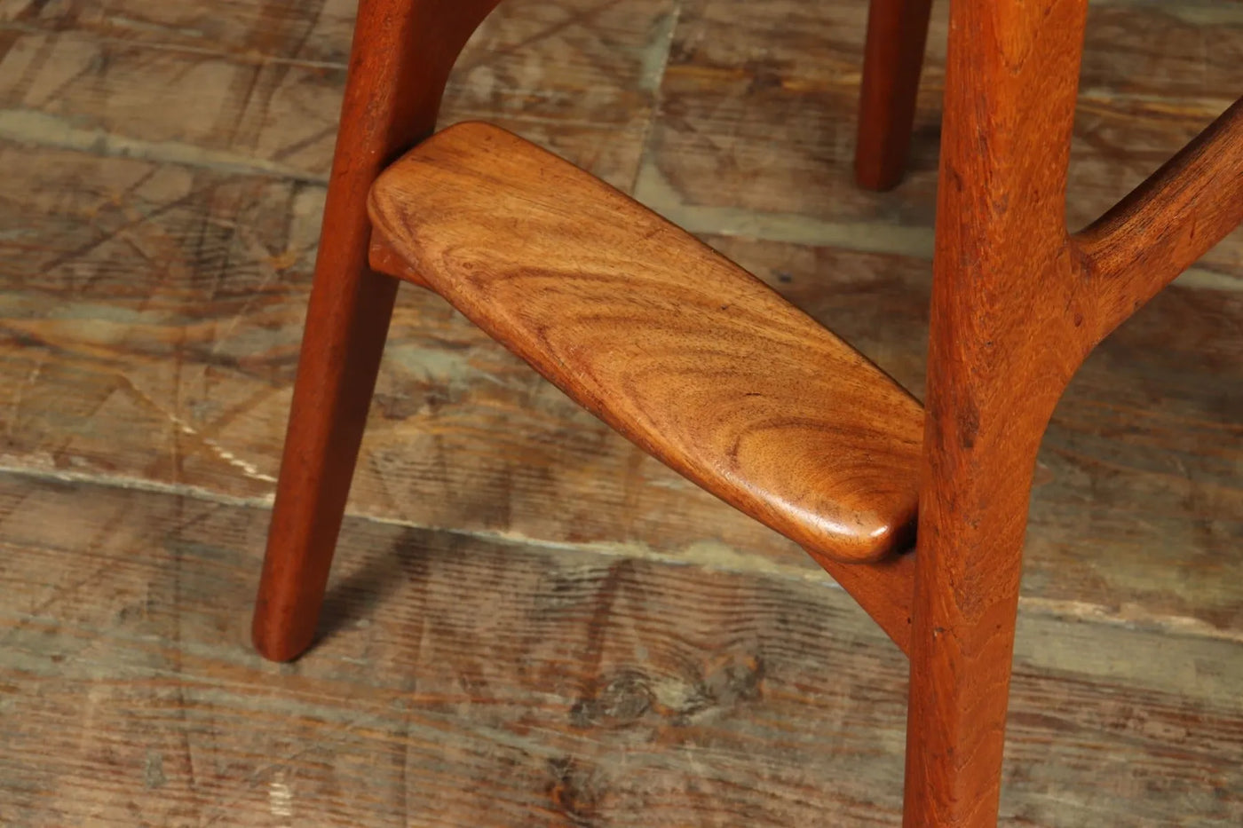 Teak stools OD61 By Eric Buck footrest